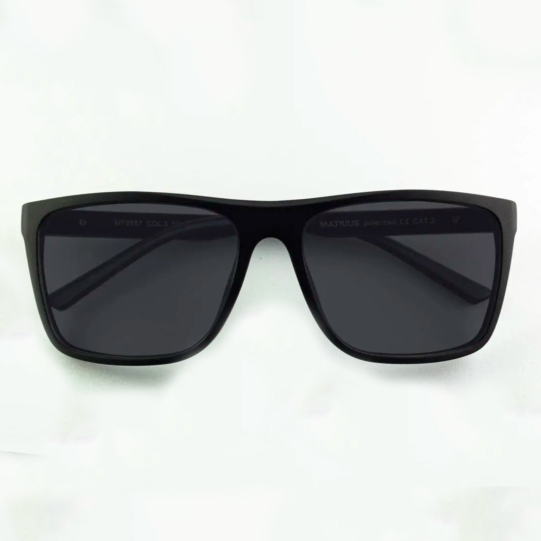 Darwen Black image 2