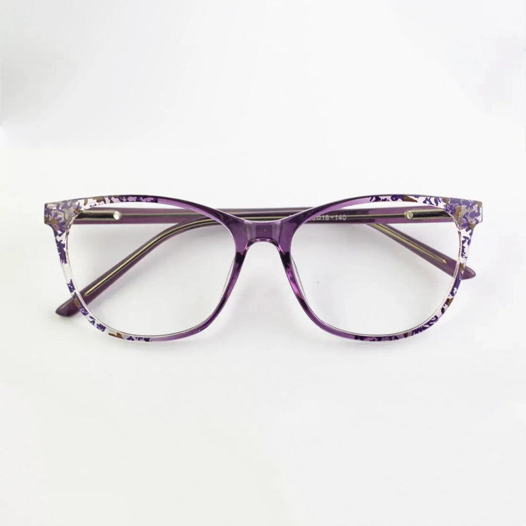 Clara Violet image 2