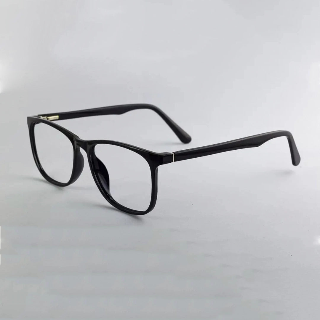 Simone Black image 0