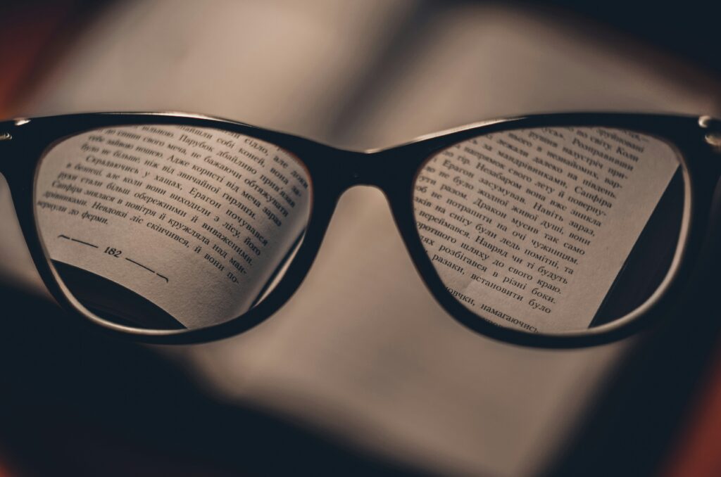 How Do Reading Glasses Work 1